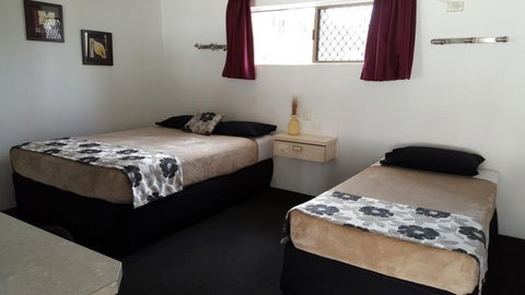 Siesta Villa Motel - Hervey Bay Accommodation 5