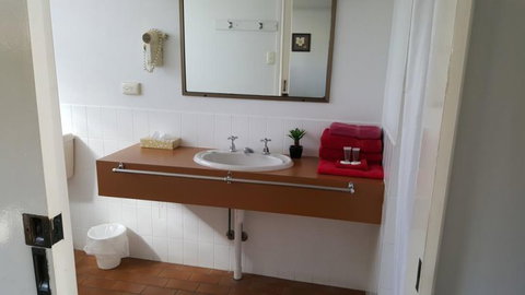 Siesta Villa Motel - Hervey Bay Accommodation 7
