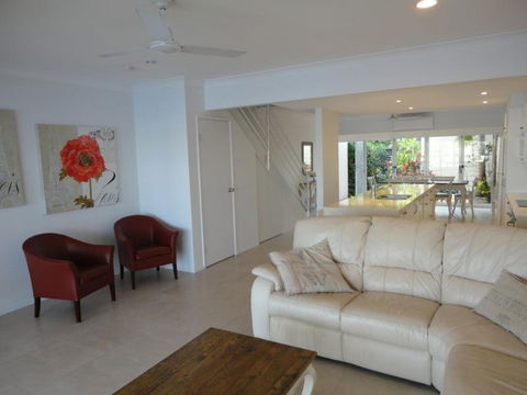 Noosa Entrance Waterfront Resort - Hervey Bay Accommodation 3