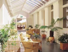 AnsoniA On Lydiard - Hervey Bay Accommodation 0
