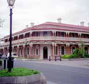 Jens Town Hall Hotel - Hervey Bay Accommodation