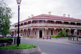 Jens Town Hall Hotel - Hervey Bay Accommodation 0