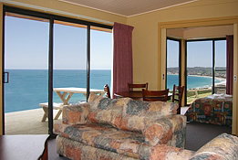 Seafarers Getaway - Hervey Bay Accommodation 0