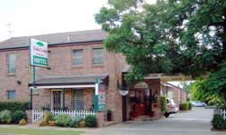 Cedar Lodge Motel - Hervey Bay Accommodation 0
