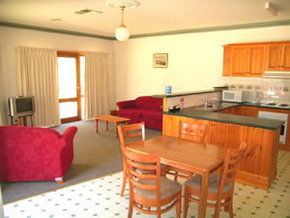 Campaspe Lodge - Hervey Bay Accommodation 1