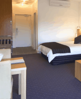 Hotel Sorrento - Hervey Bay Accommodation 1