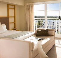 Quality Suites Deep Blue - Hervey Bay Accommodation