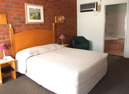 Abbotswood Motor Inn - Hervey Bay Accommodation 2