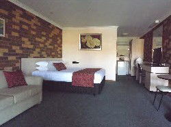 Highway Inn Motel - Hervey Bay Accommodation 4