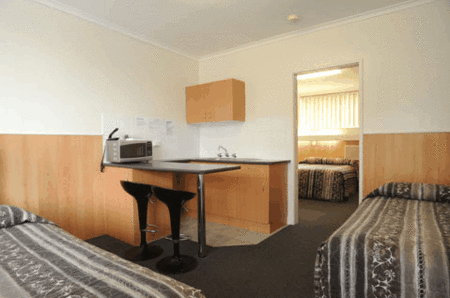 Bamboo Motor Inn - Hervey Bay Accommodation 2