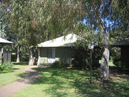 Lighthouse Beach Holiday Village - Hervey Bay Accommodation 1