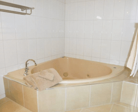 Werribee Motel & Apartments - Hervey Bay Accommodation 1