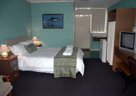 The Bay Motel - Safety Beach - Hervey Bay Accommodation 3