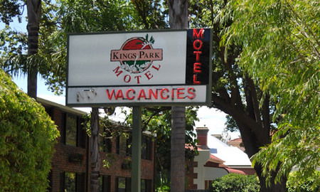 Kings Park Motel - Hervey Bay Accommodation 0