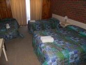 KY COUNTRY ROADS MOTOR INN - Hervey Bay Accommodation 2