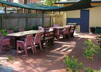 Manly Bunkhouse - Hervey Bay Accommodation 0
