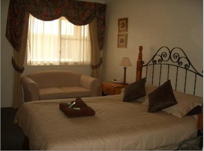 Almond Inn Motel - Hervey Bay Accommodation 3