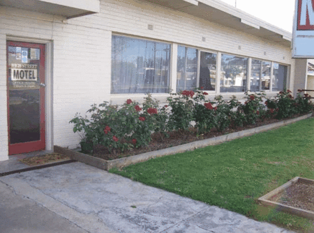 High Street Motel - Hervey Bay Accommodation 3
