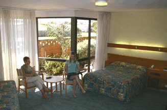 Lakes Central Hotel - Hervey Bay Accommodation 4