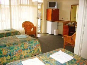 Pelican At Lakes Motel - Hervey Bay Accommodation 3