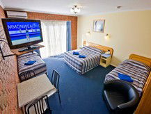 Torquay Tropicana Motel - Tourism Hervey Bay 2