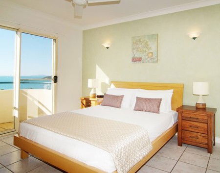 Airlie Beach QLD Tourism Hervey Bay