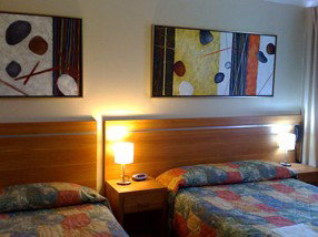 3 Sisters Motel - Hervey Bay Accommodation 1