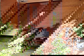 The Lounging Lizard - Hervey Bay Accommodation 2