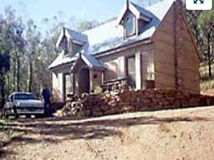Table Top Mountain Retreat - Hervey Bay Accommodation 0