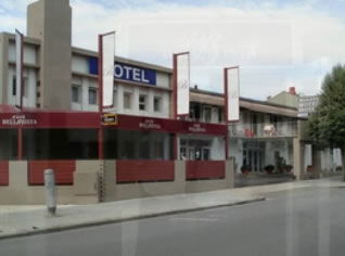 Bailey's Motel - Hervey Bay Accommodation 0