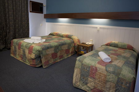 Amity Motor Inn - Hervey Bay Accommodation 0