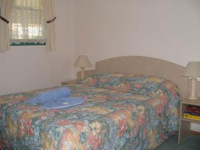 Travellers Rest And The Courtyard Restaurant - Hervey Bay Accommodation 1