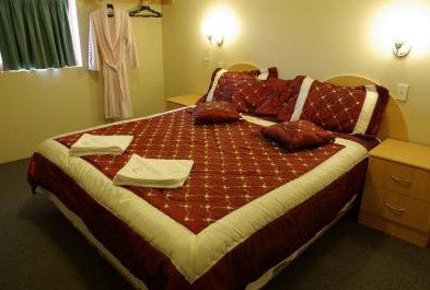 Sleep Express Motel - Hervey Bay Accommodation 2