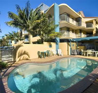 Surf Club Apartments - Hervey Bay Accommodation