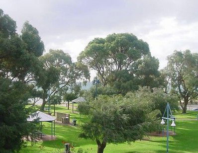 Beachside Apartment Hotel - Hervey Bay Accommodation 1