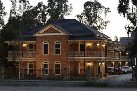 Carlyle Suites  Apartments - Tourism Hervey Bay