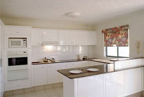 Pacific Place Apartments - Hervey Bay Accommodation 4