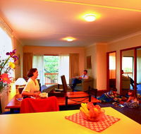 Oxley Court Serviced Apartments - Hervey Bay Accommodation