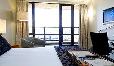 Rydges Lakeside - Canberra - Hervey Bay Accommodation 2