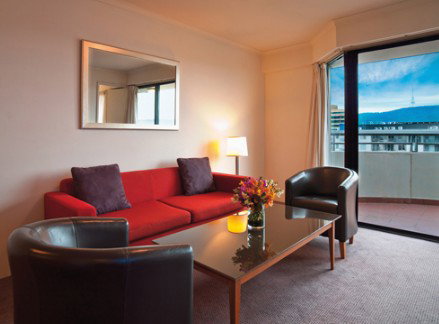 Medina Executive James Court Canberra - Hervey Bay Accommodation 4