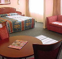 Embassy Motel - Hervey Bay Accommodation