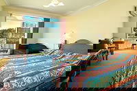 Clan Lakeside Lodge - Hervey Bay Accommodation 2