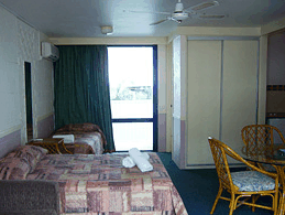 Club Surfers - Hervey Bay Accommodation 0