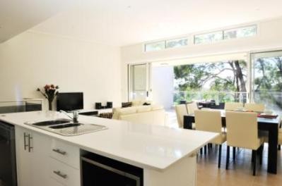 Absolute Beachfront Opal Cove Resort - Hervey Bay Accommodation 3