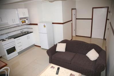 Across Country Motor Inn - Hervey Bay Accommodation 3