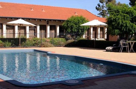 Banksia Motel - Hervey Bay Accommodation 1