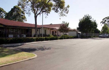 Banksia Motel - Hervey Bay Accommodation 2