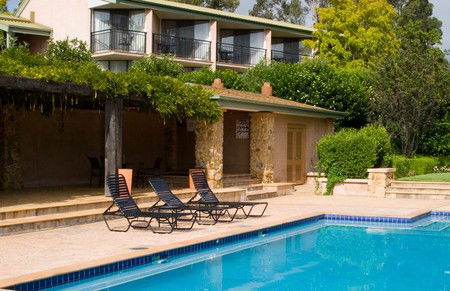 Tallawanta Lodge - Hervey Bay Accommodation 2