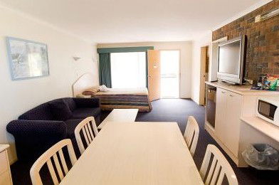 Comfort Inn Big Windmill - Hervey Bay Accommodation 1