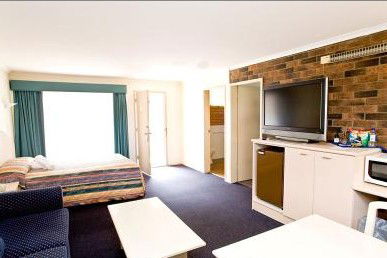 Comfort Inn Big Windmill - Hervey Bay Accommodation 2